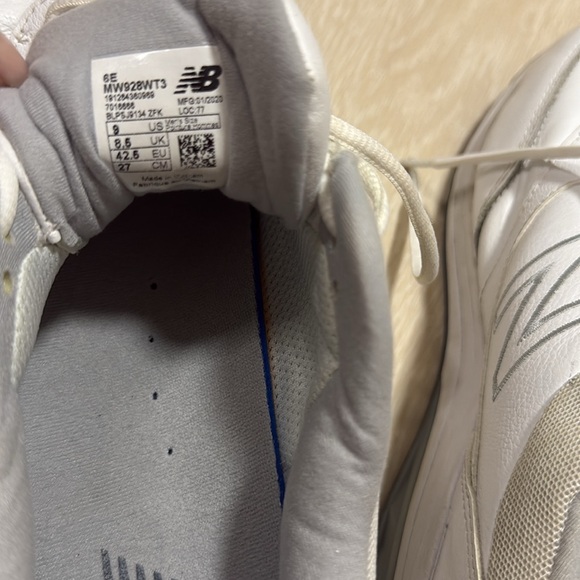3/$10 New Balance 928v3 White Blue Sneakers - Picture 9 of 9